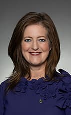 Photo of Lisa Hepfner