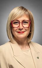 Photo of Annie Koutrakis